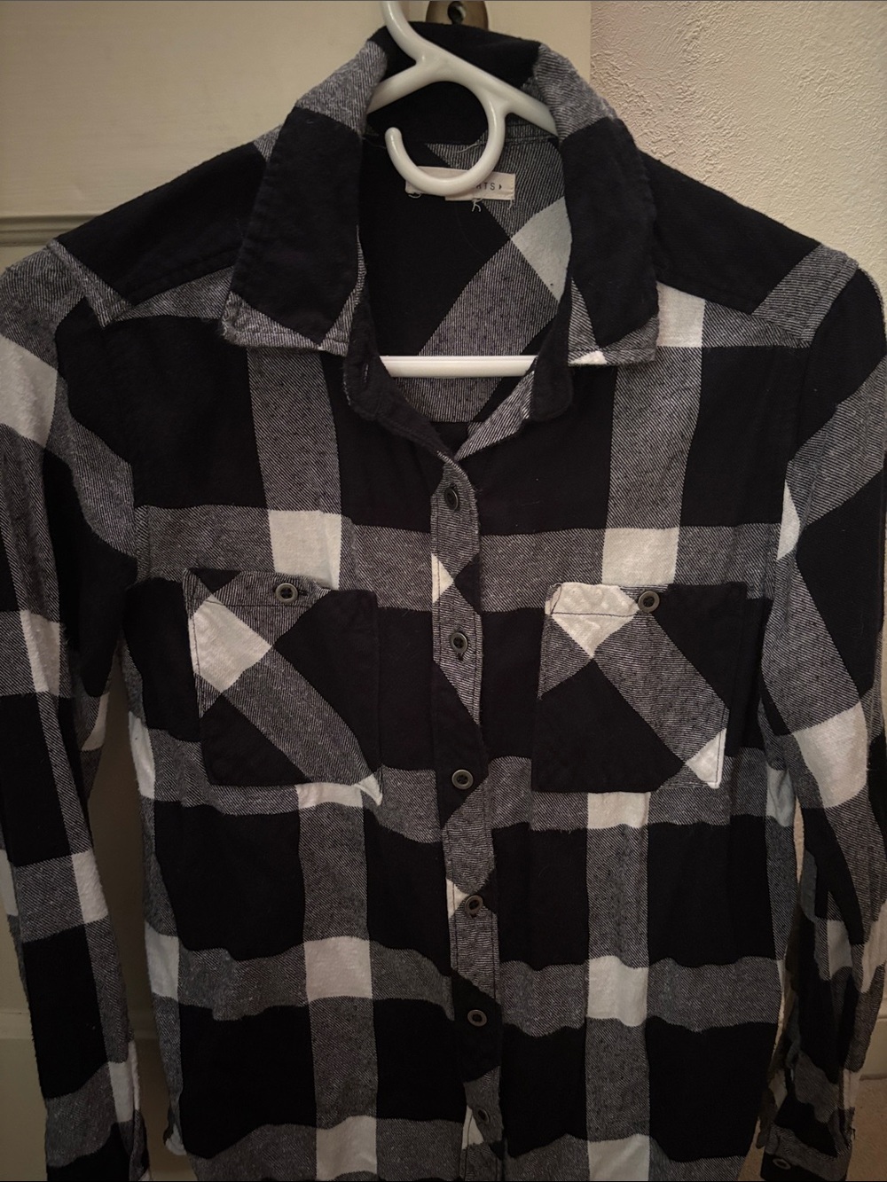 La Hearts Black and White Plaid Button-Down Shirt